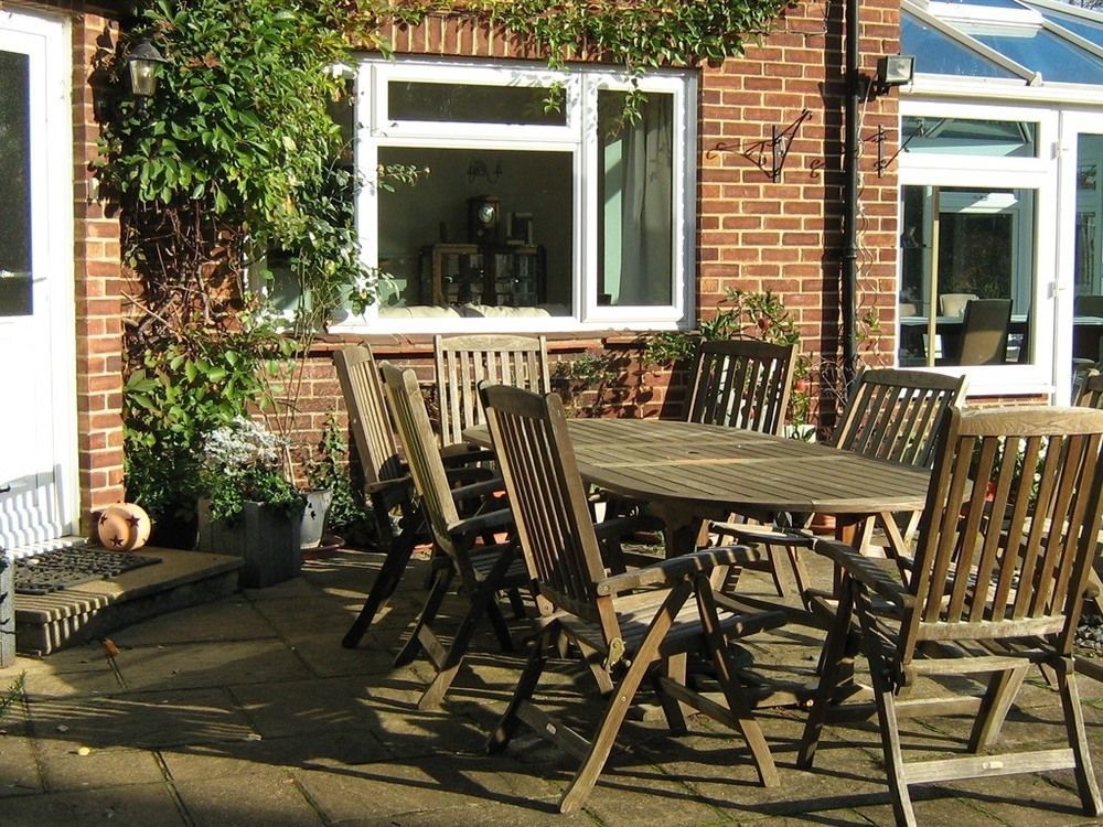Savannah Bed And Breakfast Virginia Water Eksteriør bilde