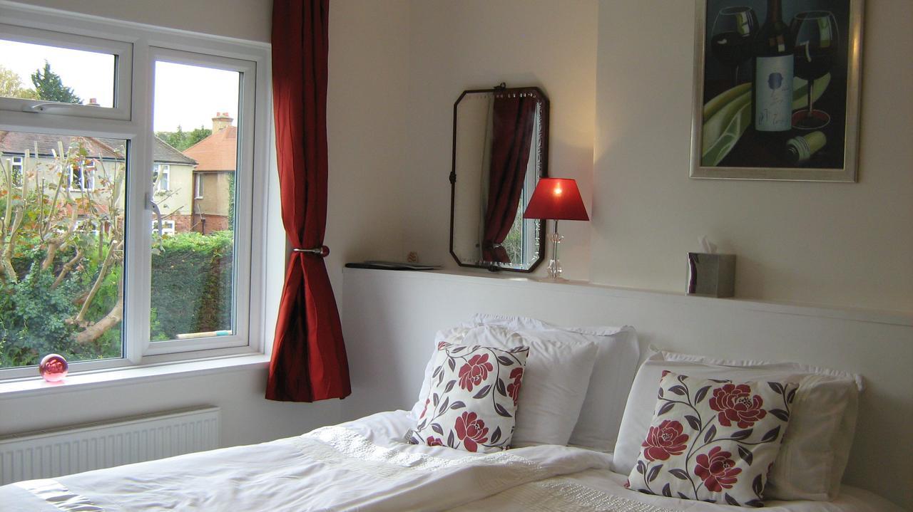 Savannah Bed And Breakfast Virginia Water Eksteriør bilde