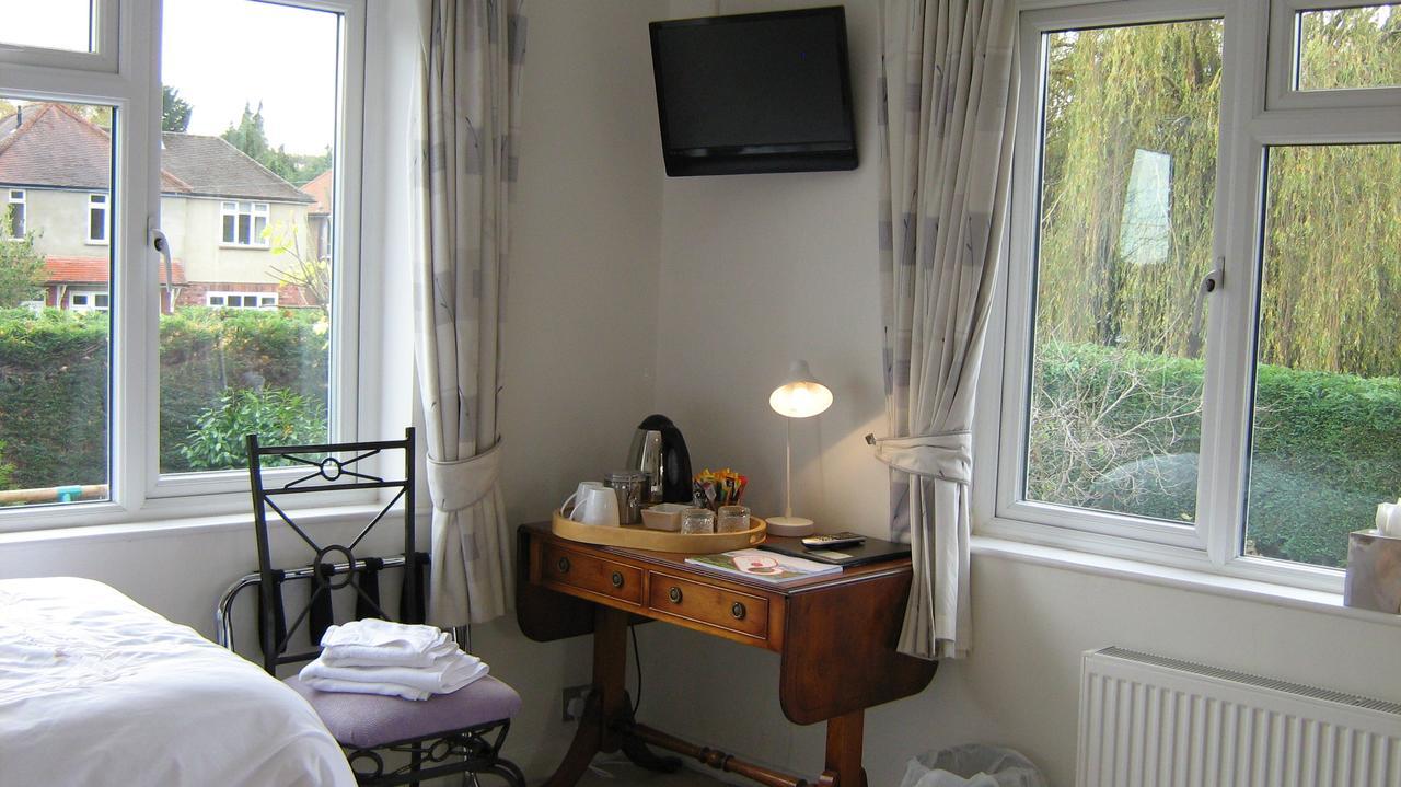 Savannah Bed And Breakfast Virginia Water Eksteriør bilde